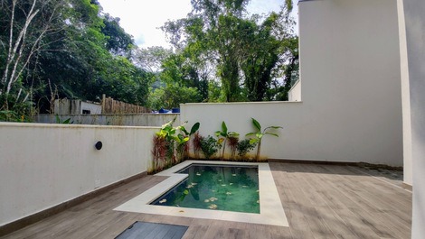 Hermosa casa de lujo en Maresias - condominio cerrado