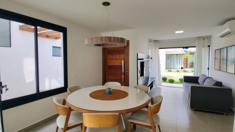 Hermosa casa de lujo en Maresias - condominio cerrado