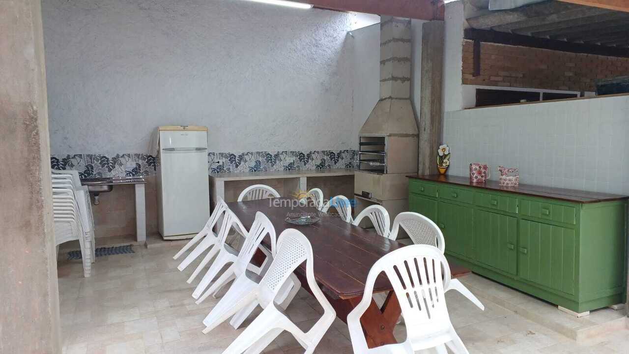 Casa para alquiler de vacaciones em Ubatuba (Praia Grande)