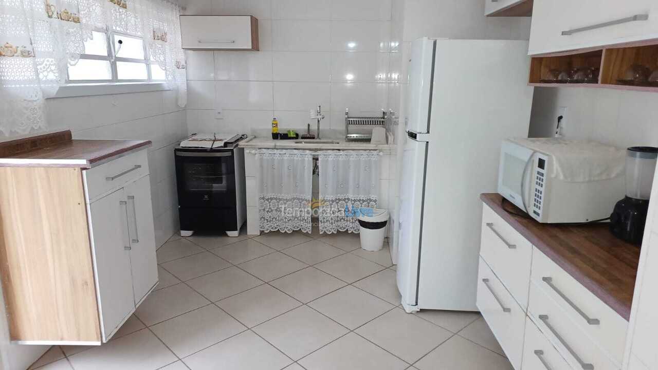 Casa para alquiler de vacaciones em Ubatuba (Praia Grande)