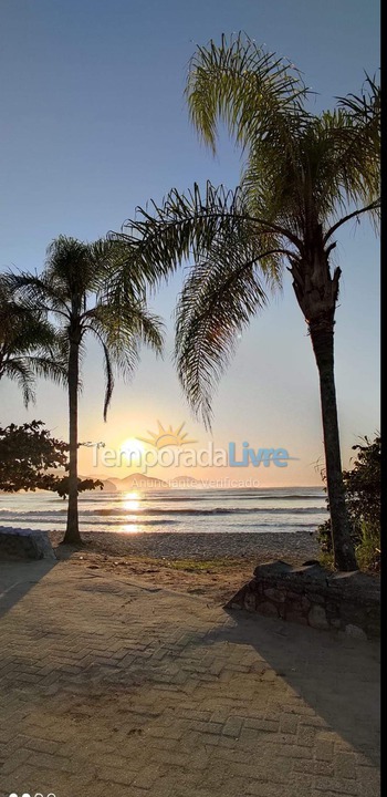 Apartamento para alquiler de vacaciones em Ubatuba (Praia Grande)