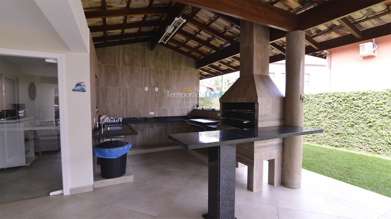 Casa para aluguel de temporada em Ubatuba (Praia do Tenório)