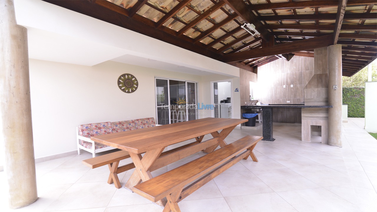 Casa para aluguel de temporada em Ubatuba (Praia do Tenório)