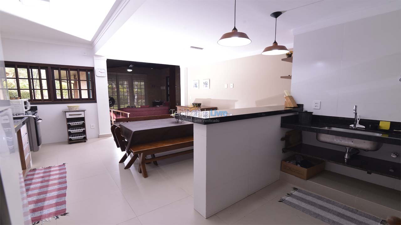 House for vacation rental in Ubatuba (Praia do Tenório)