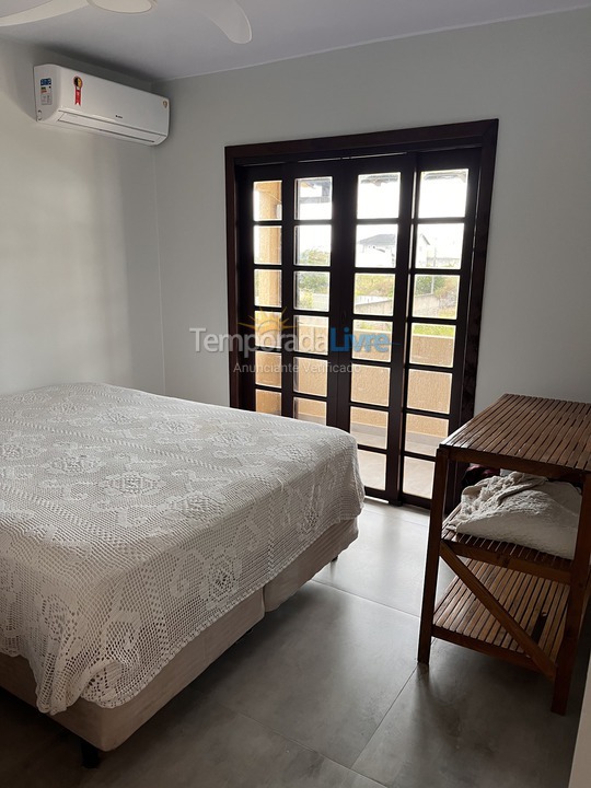 Casa para alquiler de vacaciones em Guaratuba (Barra do Saí)