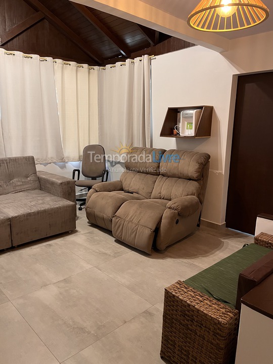 Casa para alquiler de vacaciones em Guaratuba (Barra do Saí)