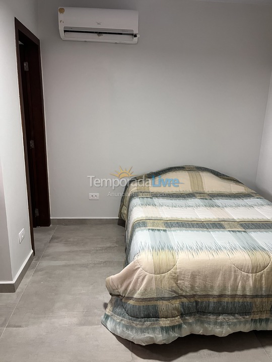 Casa para alquiler de vacaciones em Guaratuba (Barra do Saí)