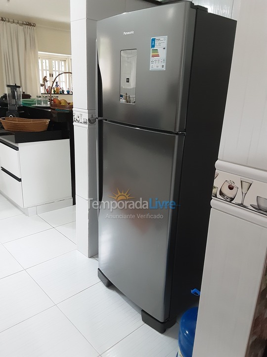 House for vacation rental in Caraguatatuba (Massaguaçu)