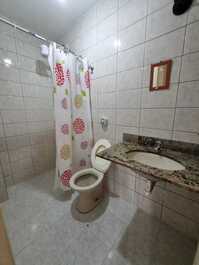 Alquiler por temporada 02 habitaciones, final de Praia do Morro Ed Lisboa