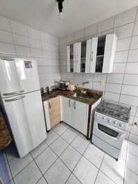 Seasonal Rental 02 Bedrooms, end of Praia do Morro Ed Lisboa