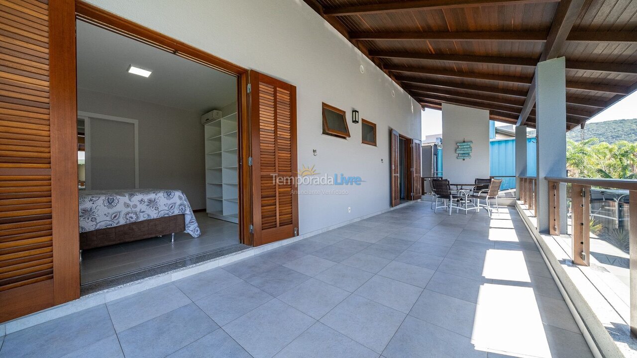 Casa para alquiler de vacaciones em Bombinhas (Mariscal)