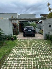 BEAUTIFUL HOUSE IN JUQUEHY 200 M FROM THE BEACH WITH POOL - SÃO SEBASTIÃO