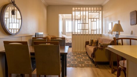 Aconchegante Apto de 2 Dormitórios no Centro de Gramado – c/Piscina...