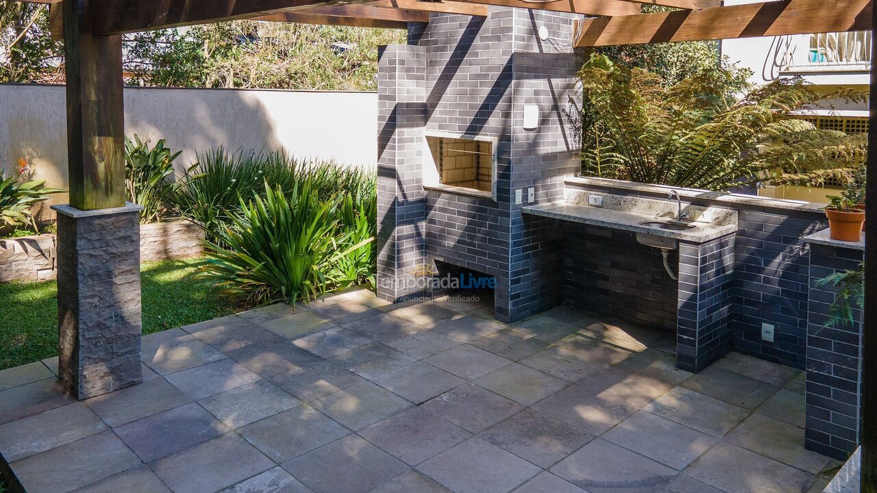 Apartamento para aluguel de temporada em Canela (Centro)