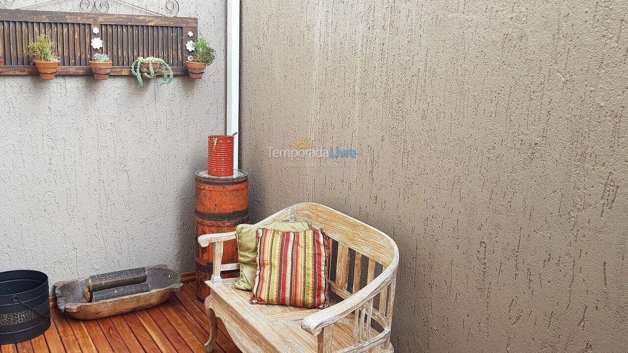 Apartment for vacation rental in Canela (Centro)