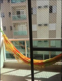 APARTAMENTO ACONCHEGANTE A UMA QUADRA DA PRAIA GRANDE - UBATUBA