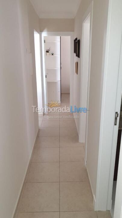 Apartamento para aluguel de temporada em Itapema (Meia Praia)