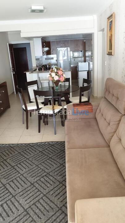 Apartamento para aluguel de temporada em Itapema (Meia Praia)