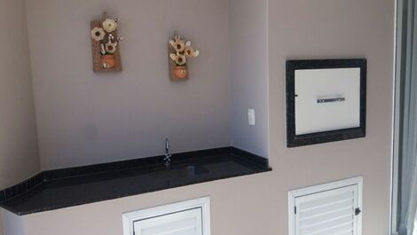 APARTAMENTO FRENTE MAR, MEIA PRAIA - ITAPEMA SC