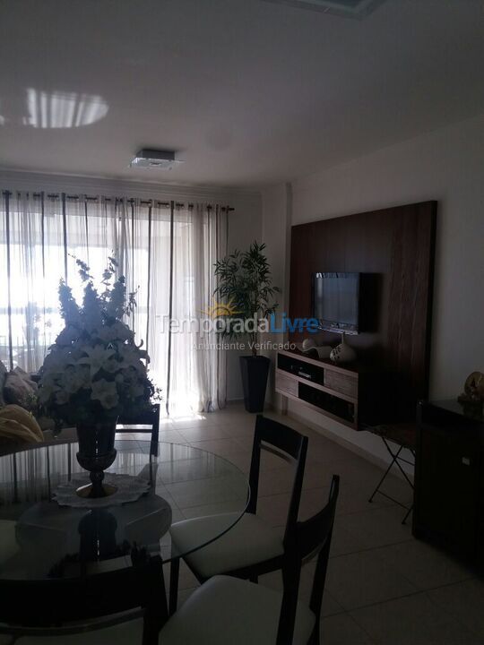 Apartamento para aluguel de temporada em Itapema (Meia Praia)