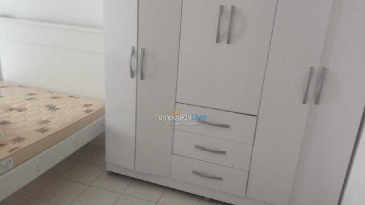 Apartamento para aluguel de temporada em Praia Grande (Guilhermina)