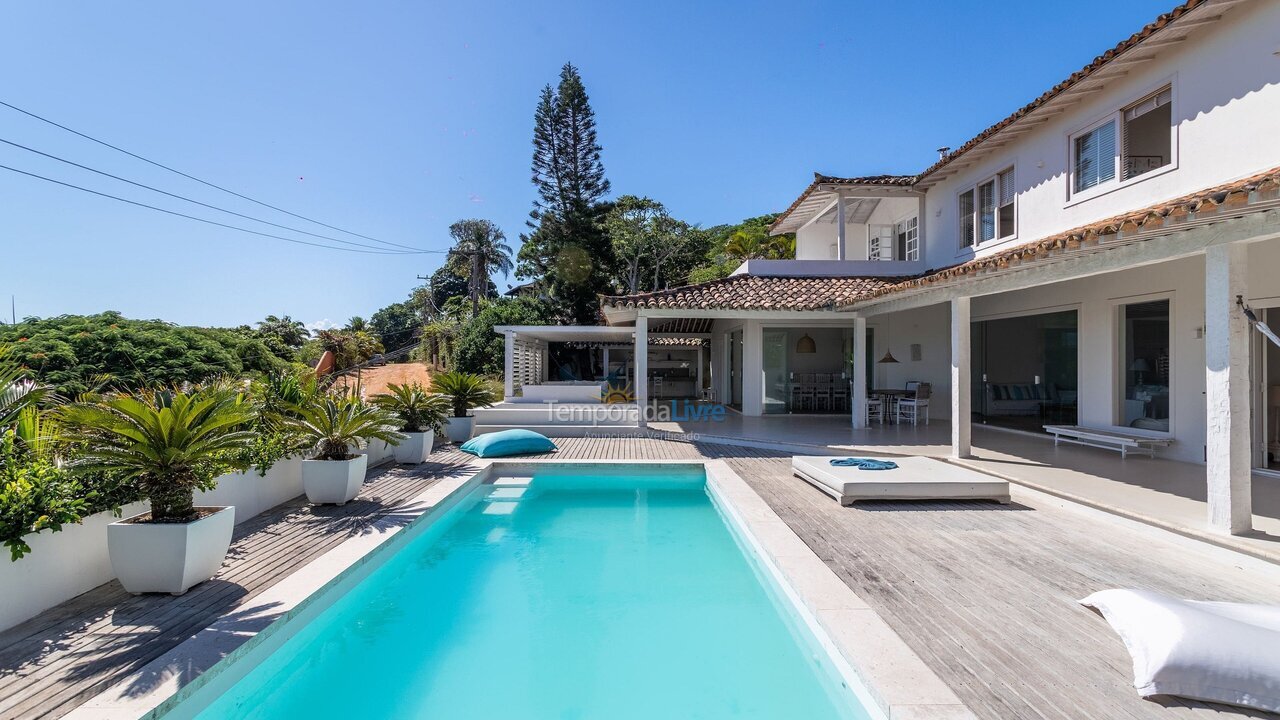 Casa para aluguel de temporada em Armação dos Búzios (Praia da Ferradura)