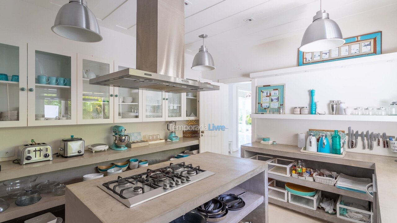 Casa para aluguel de temporada em Armação dos Búzios (Praia da Ferradura)