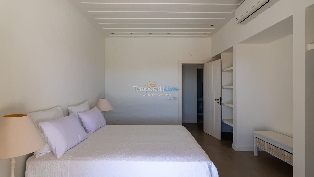 Casa para aluguel de temporada em Armação dos Búzios (Praia da Ferradura)