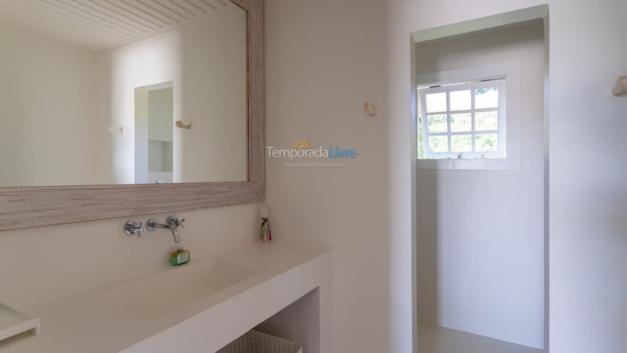 Casa para aluguel de temporada em Armação dos Búzios (Praia da Ferradura)