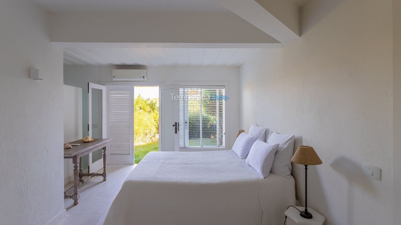 Casa para aluguel de temporada em Armação dos Búzios (Praia da Ferradura)