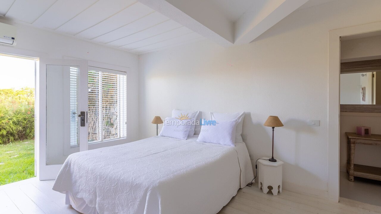 Casa para aluguel de temporada em Armação dos Búzios (Praia da Ferradura)