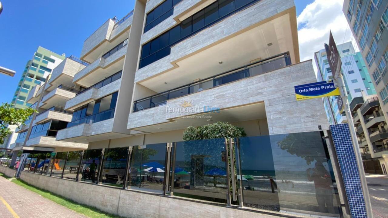 Apartment for vacation rental in Itapema (Meia Praia)