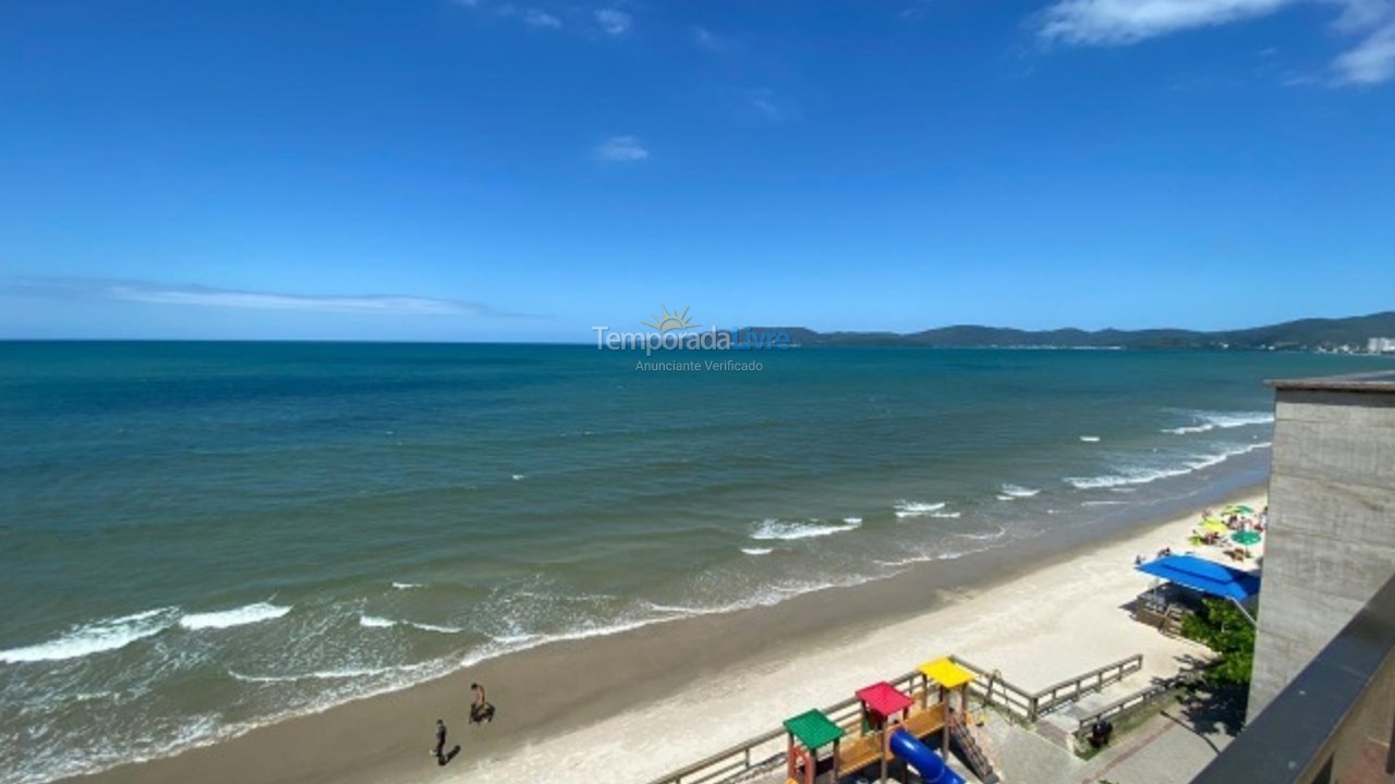 Apartment for vacation rental in Itapema (Meia Praia)