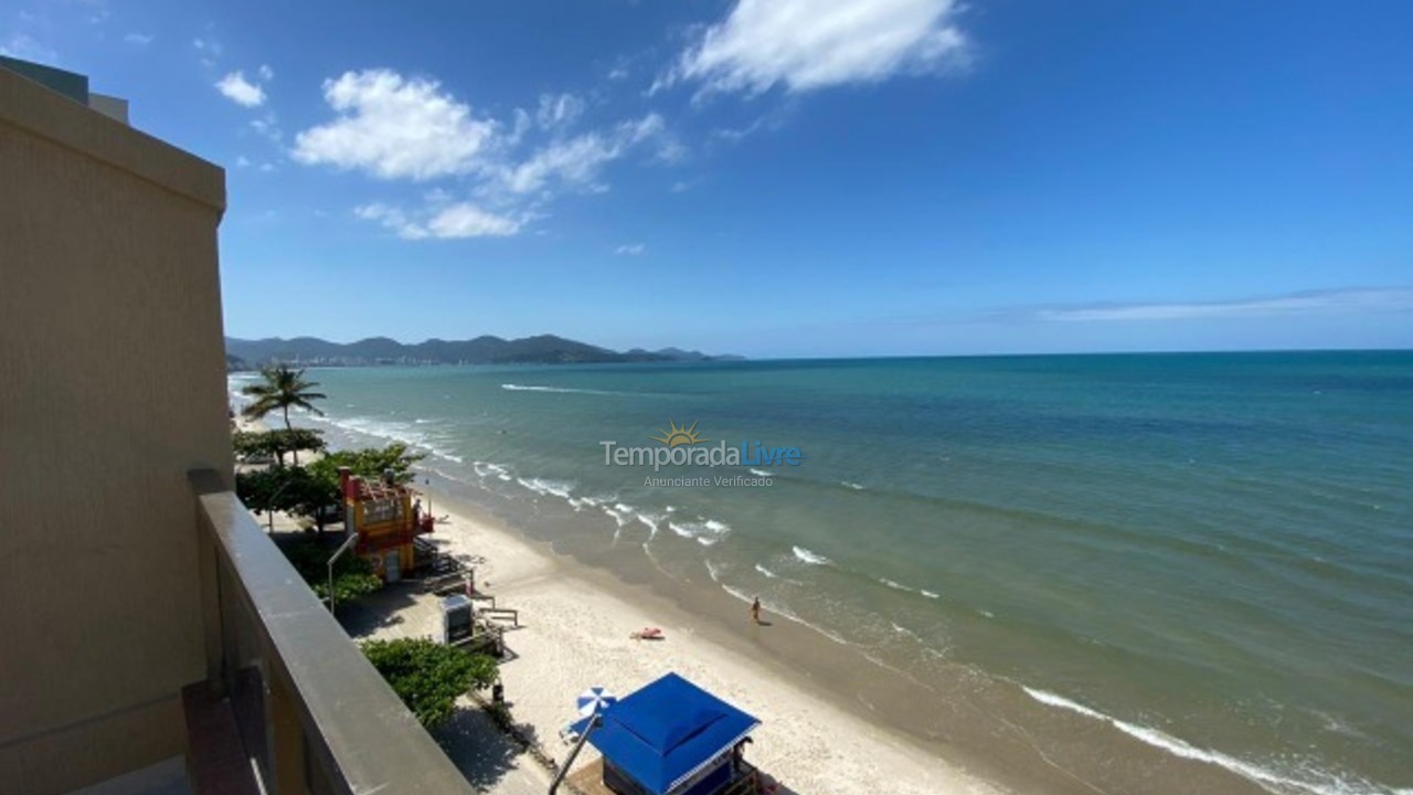 Apartment for vacation rental in Itapema (Meia Praia)