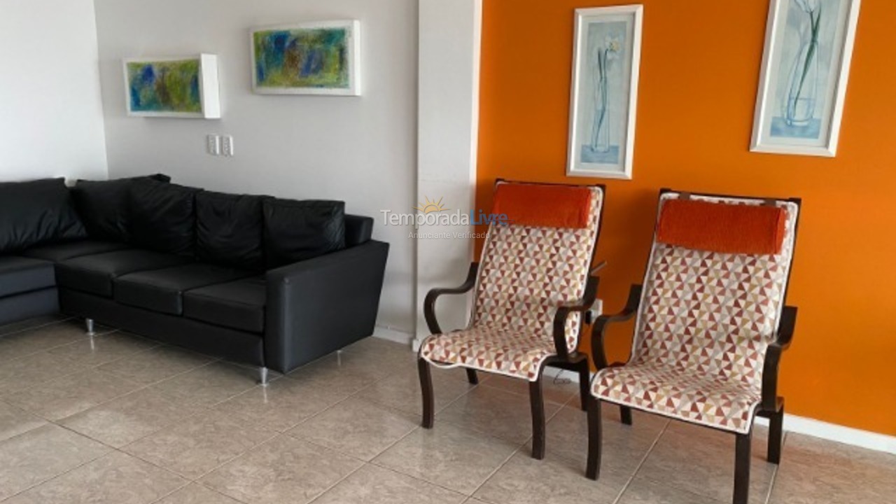 Apartment for vacation rental in Itapema (Meia Praia)