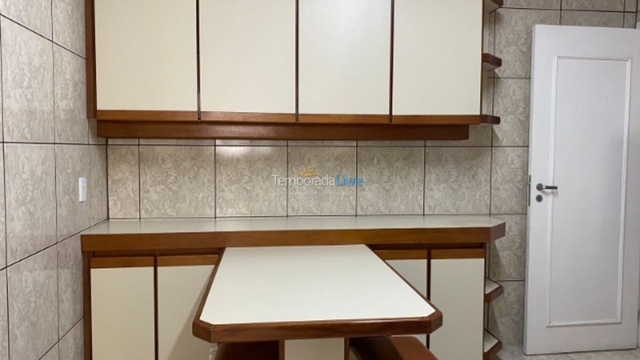 Apartment for vacation rental in Itapema (Meia Praia)