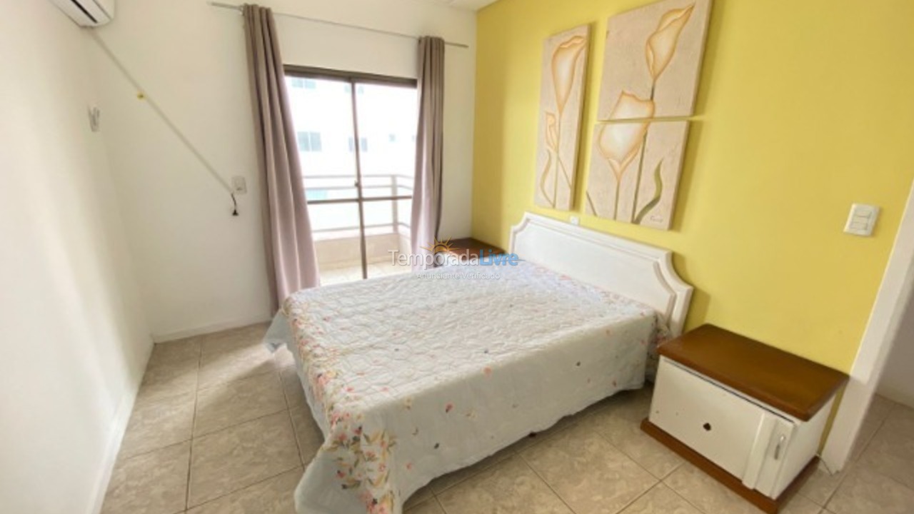 Apartment for vacation rental in Itapema (Meia Praia)