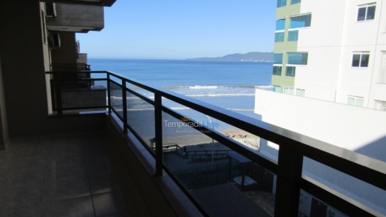 Apartment for vacation rental in Itapema (Meia Praia)