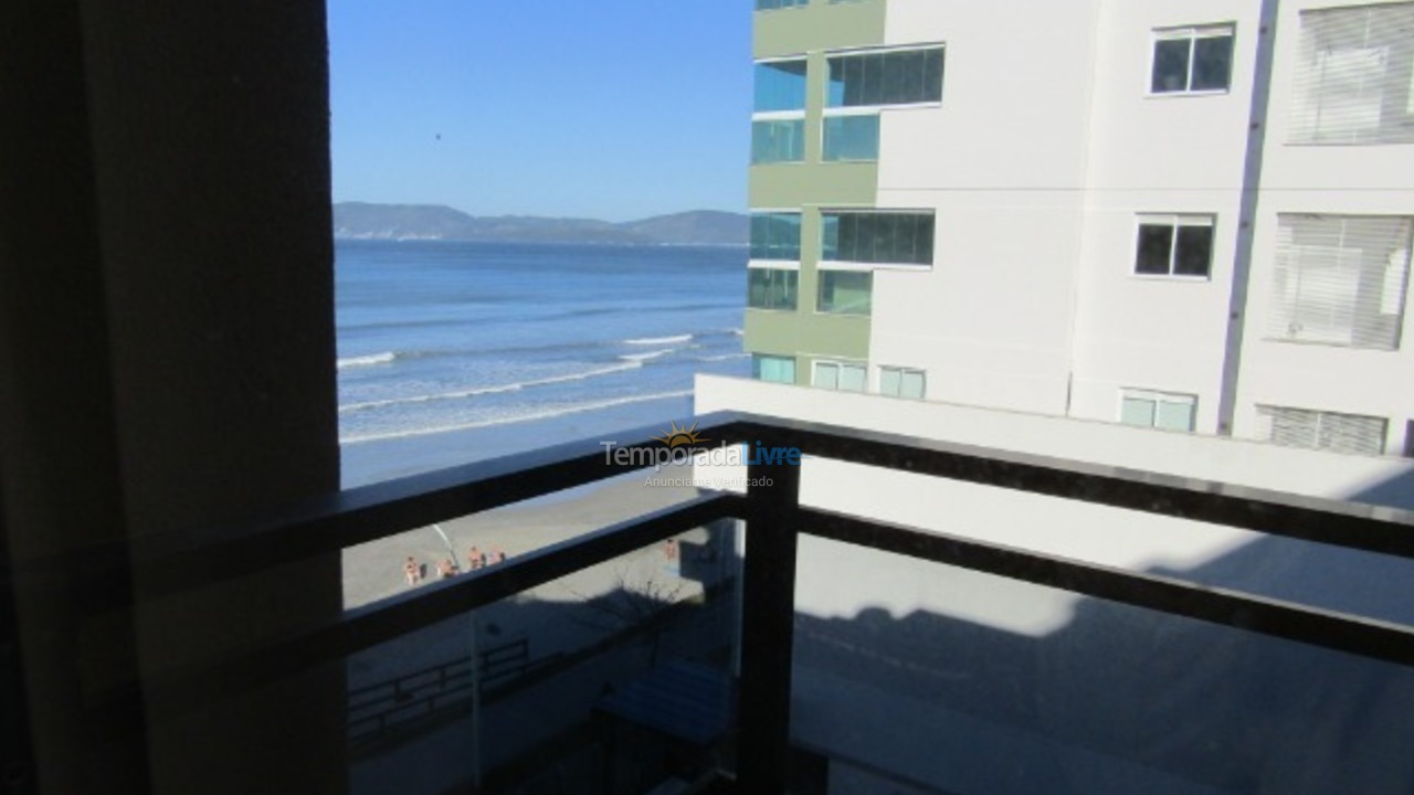 Apartment for vacation rental in Itapema (Meia Praia)