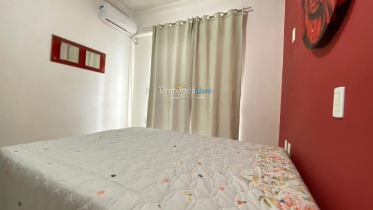 Apartment for vacation rental in Itapema (Meia Praia)