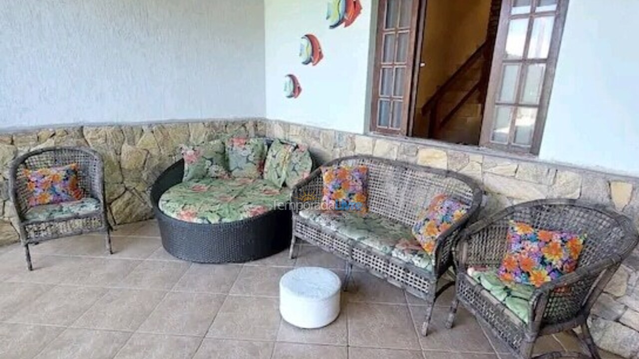 Casa para aluguel de temporada em Caraguatatuba (Massaguaçu)