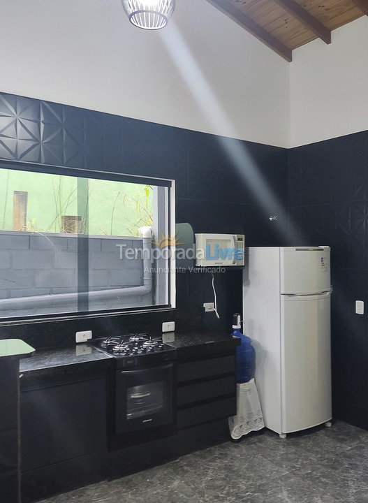 Casa para alquiler de vacaciones em Ubatuba (Praia das Toninhas)