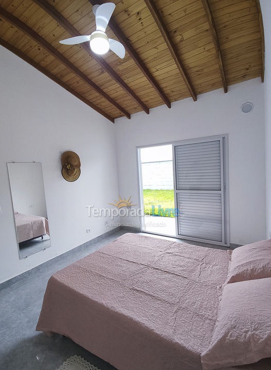 Casa para alquiler de vacaciones em Ubatuba (Praia das Toninhas)