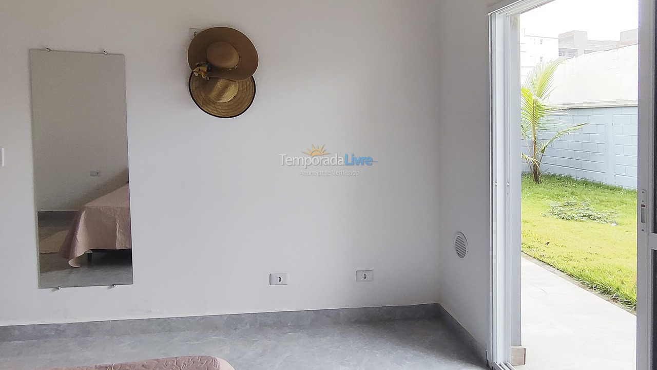 Casa para alquiler de vacaciones em Ubatuba (Praia das Toninhas)