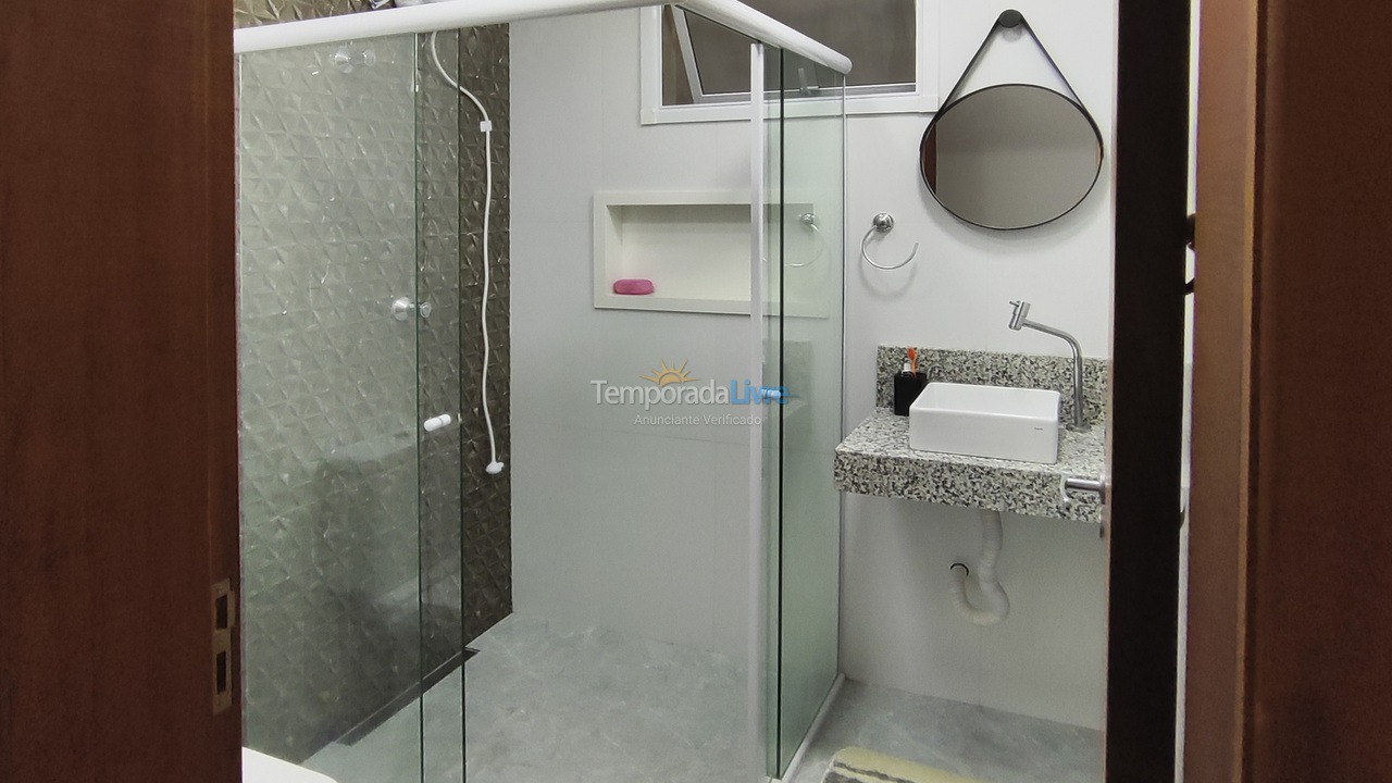 Casa para alquiler de vacaciones em Ubatuba (Praia das Toninhas)