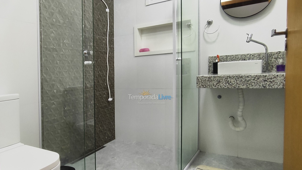 Casa para alquiler de vacaciones em Ubatuba (Praia das Toninhas)