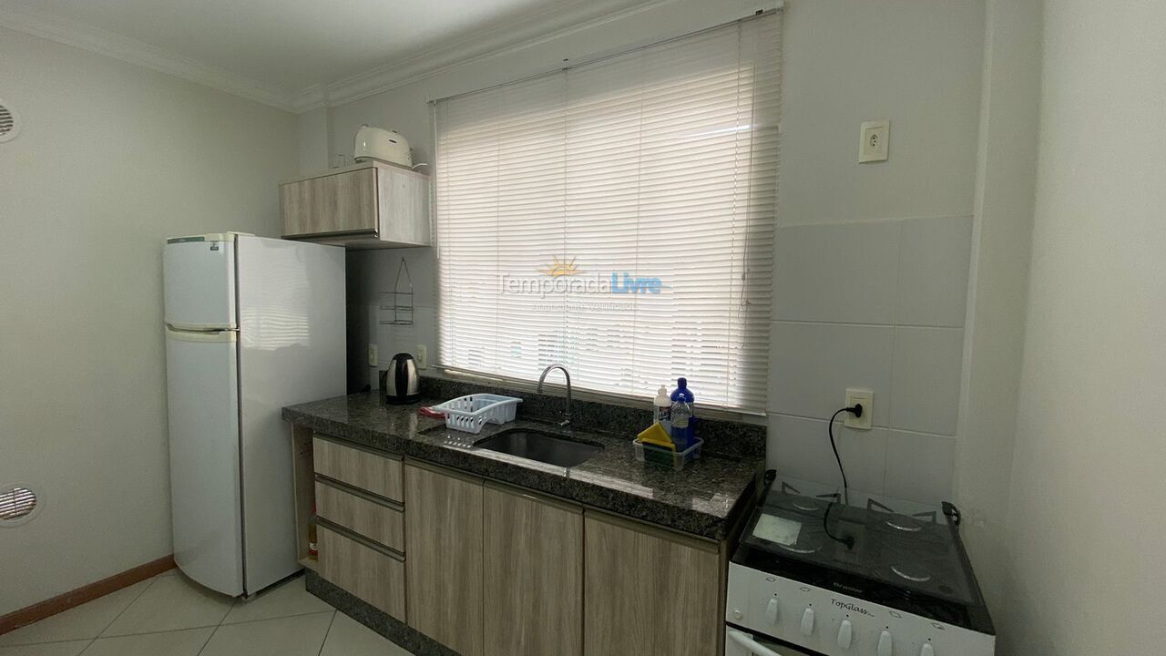 Apartamento para alquiler de vacaciones em Bombinhas (Praia de Bombas)
