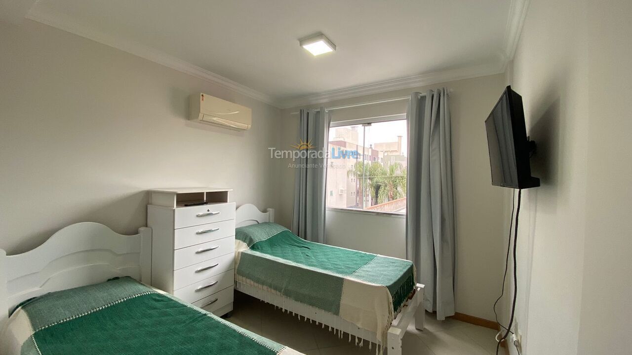 Apartamento para alquiler de vacaciones em Bombinhas (Praia de Bombas)