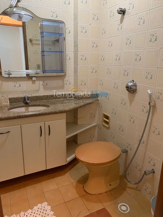 Apartamento para aluguel de temporada em Guarapari (Praia do Morro)