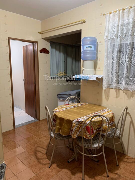 Apartamento para aluguel de temporada em Guarapari (Praia do Morro)
